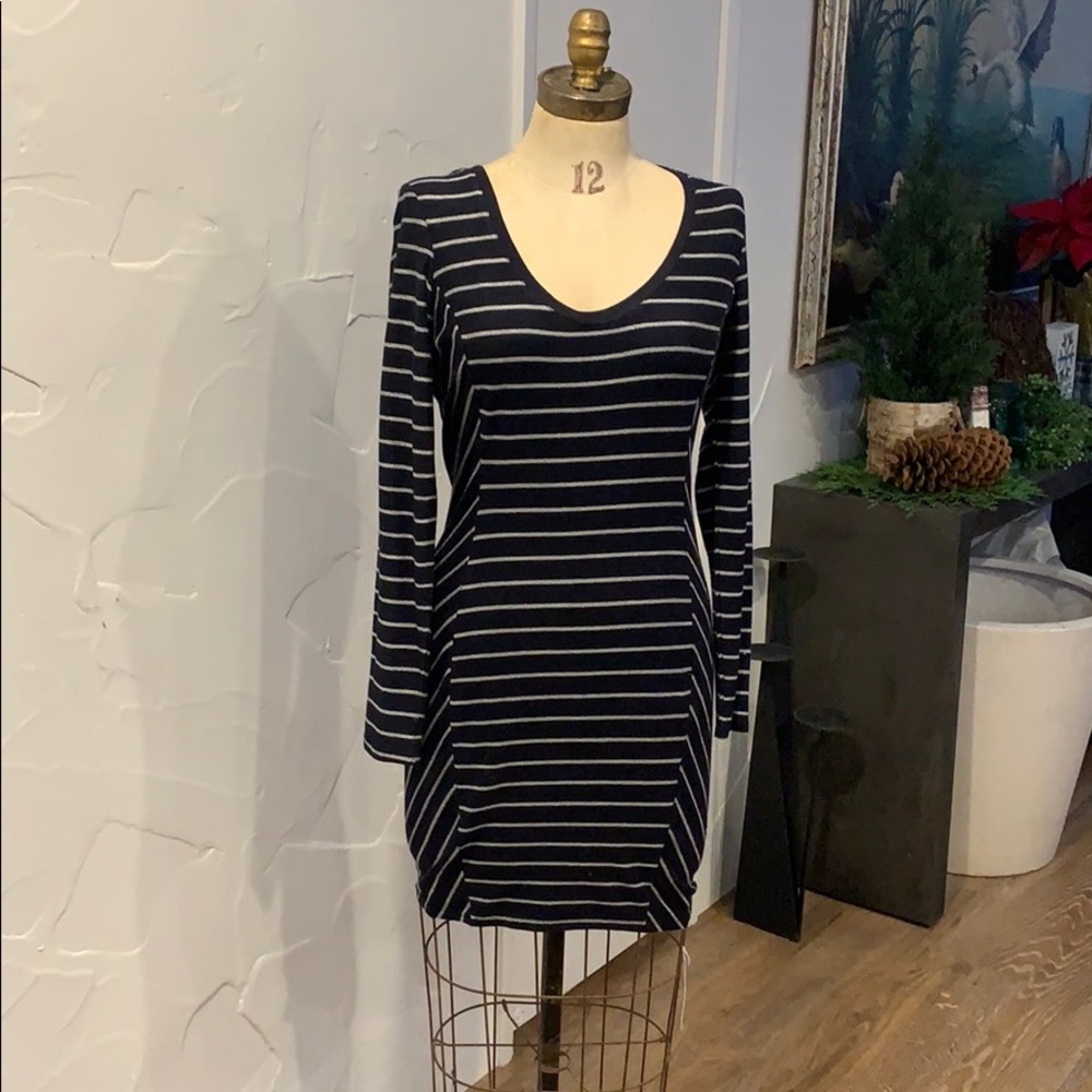 Bella Luxx Fitted Long Sleeve Dress